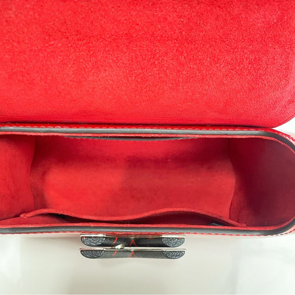 Louis Vuitton Red Patent Leather Twist Bag - Picture 8 of 12